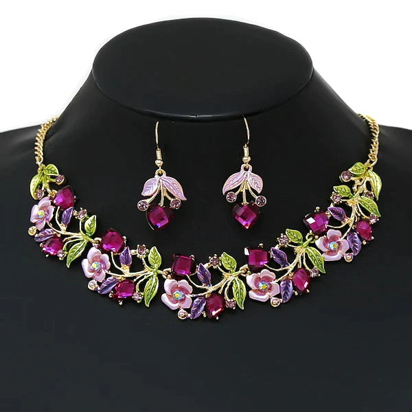 Heart And Flower Vine Statement Necklace