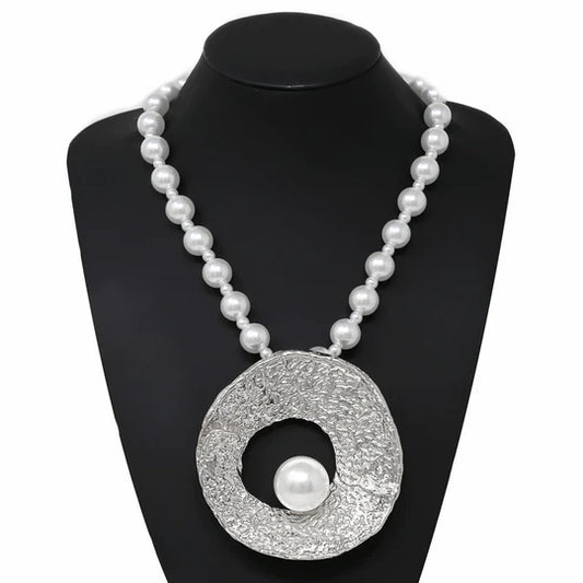 Textured Hoop Pendant Pearl Beaded Necklace